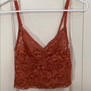 Lacy tank crop